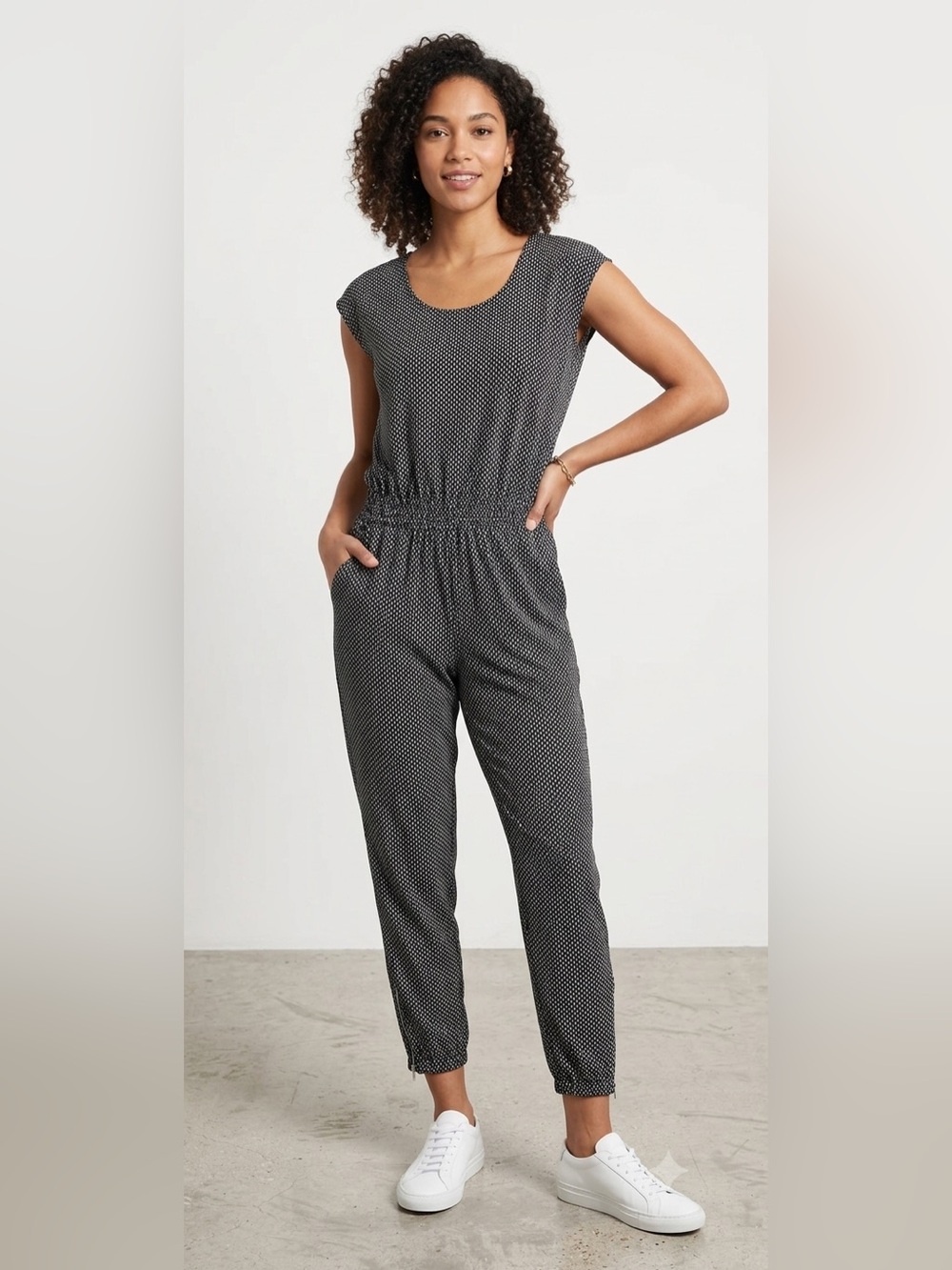 Albion Fit Dash Dot One-Piece Jumpsuit Jogger Short Sleeve Cap Sleeve Size XL